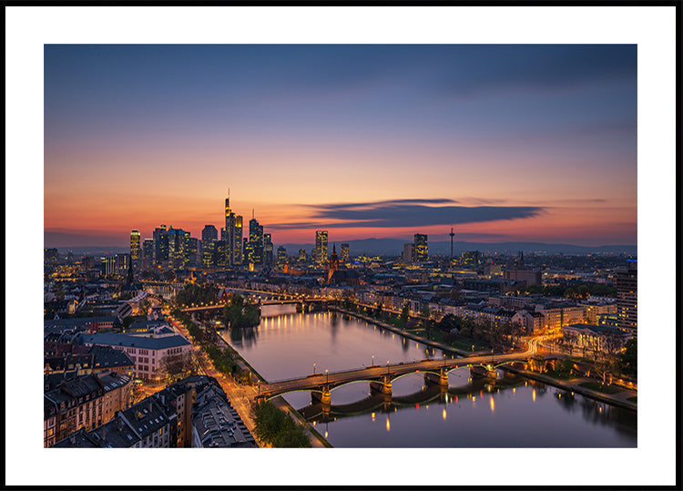 Frankfurter Skyline bei Sonnenuntergang