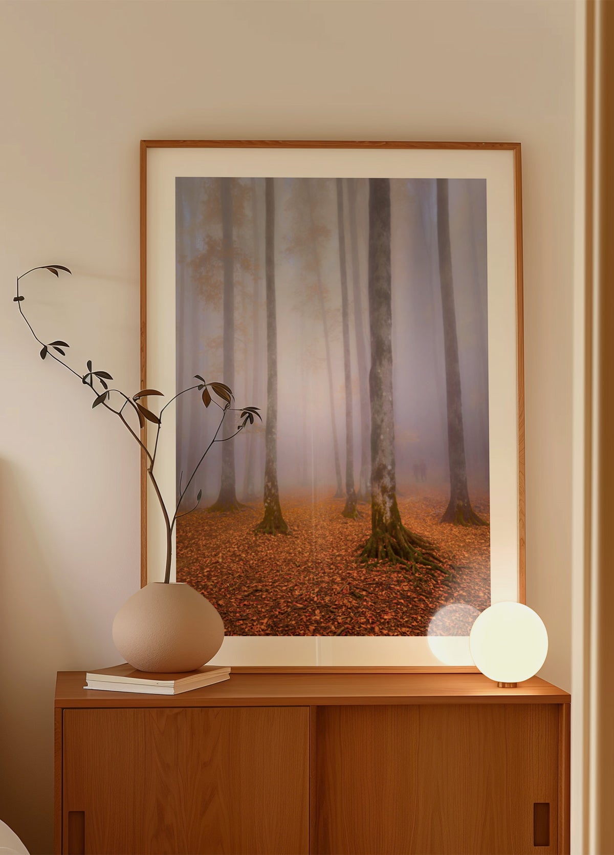 Nebliger Herbstwald