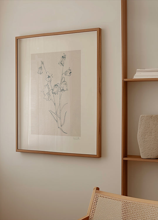 Poster mit Glockenblumen-Tuschezeichnung
