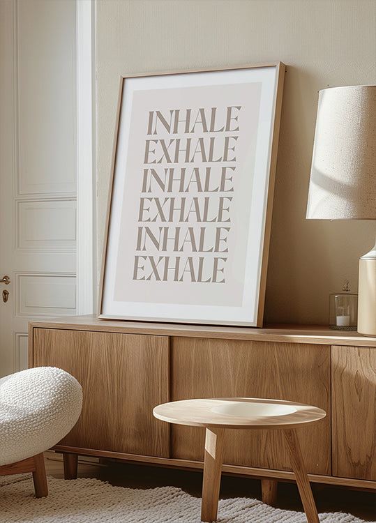 Poster zum Einatmen und Ausatmen