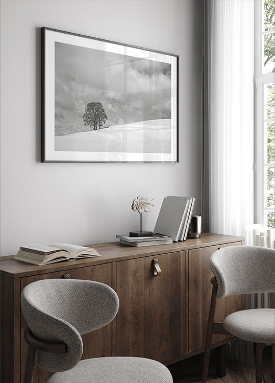 Poster „Ein bewölkter Wintertag“.