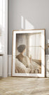 Moments of Stillness – Woman With Champagne Plakat - Posterbox.dk